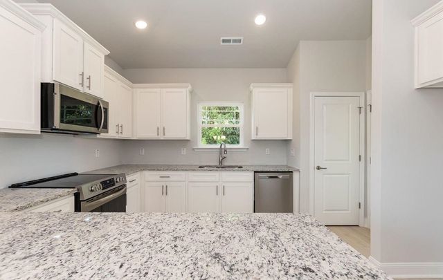 454 Whitetail Way, Tabor City, NC 28463