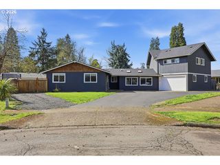 753 64TH St, Springfield, OR 97478