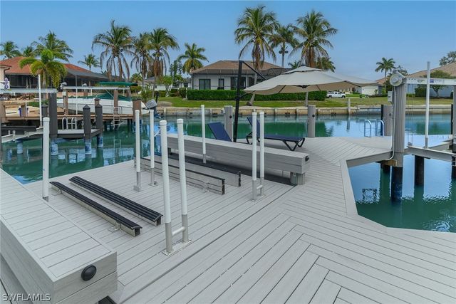 1108 Winterberry DR, Marco Island, FL 34145