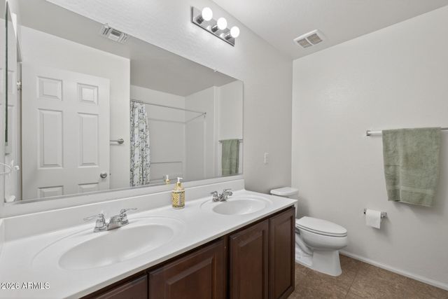 4132 E DEVON Drive, Gilbert, AZ 85296