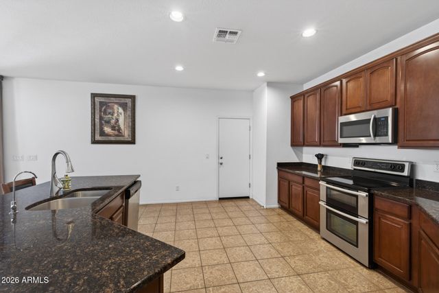 4132 E DEVON Drive, Gilbert, AZ 85296