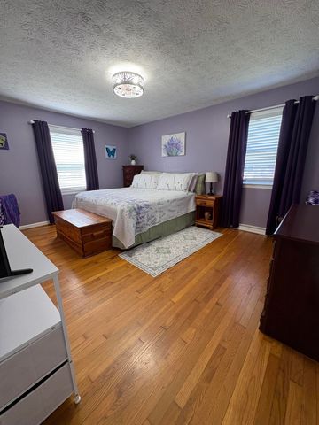 345 College Manor, Harrodsburg, KY 40330