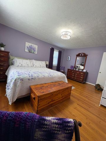 345 College Manor, Harrodsburg, KY 40330