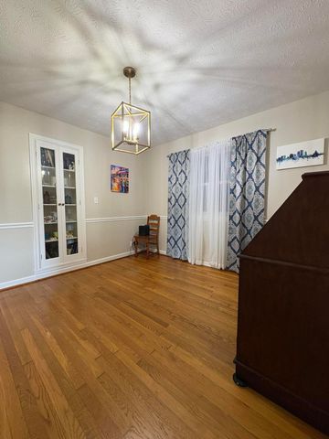 345 College Manor, Harrodsburg, KY 40330