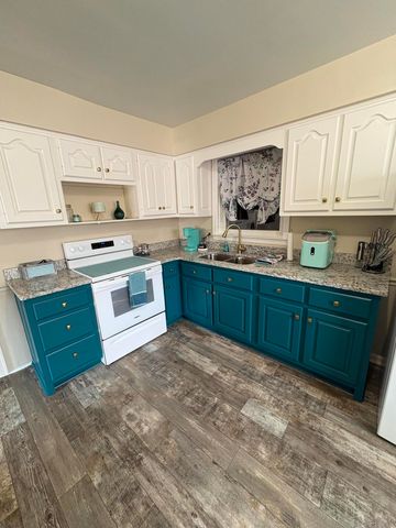 345 College Manor, Harrodsburg, KY 40330