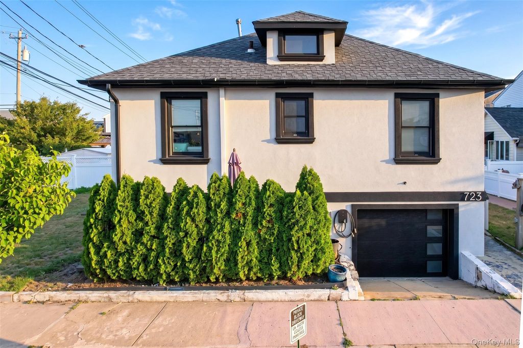 723 W Olive Street, Long Beach, NY 11561 — exterior