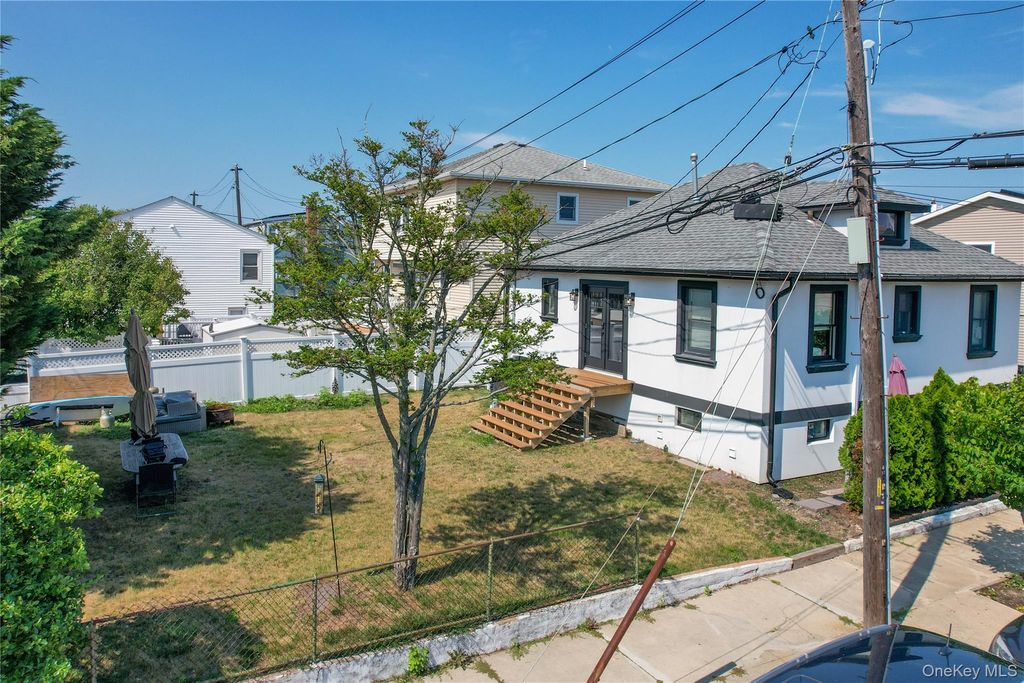 723 W Olive Street, Long Beach, NY 11561 — photo 3