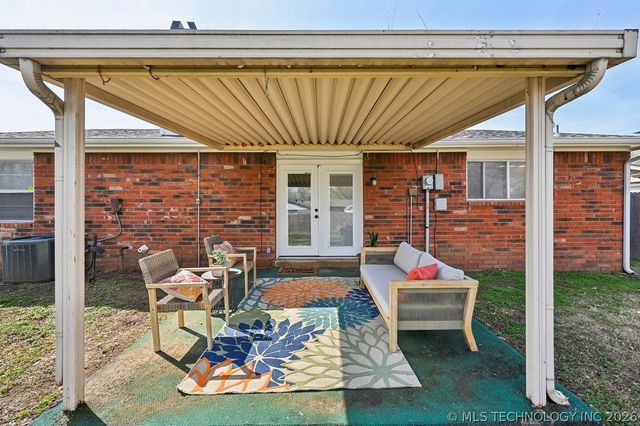 1693 S Sycamore Avenue, Broken Arrow, OK 74012