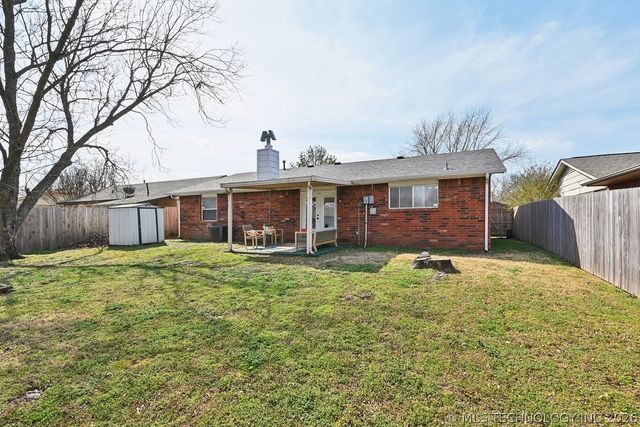 1693 S Sycamore Avenue, Broken Arrow, OK 74012