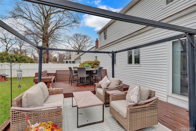 214 Whittier Avenue, North Babylon, NY 11703