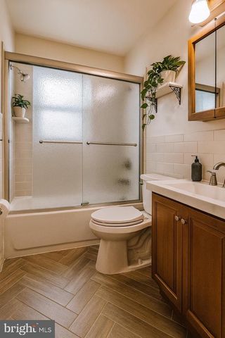 521 BAYLOR RD, Glen Burnie, MD 21061