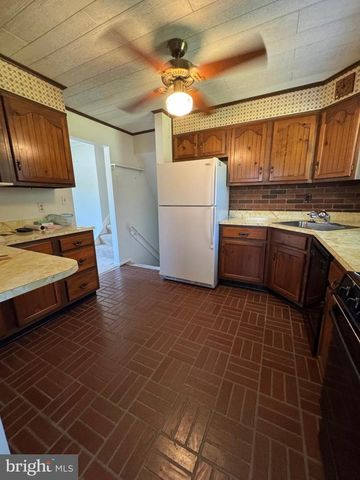 521 BAYLOR RD, Glen Burnie, MD 21061