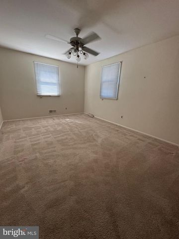 521 BAYLOR RD, Glen Burnie, MD 21061