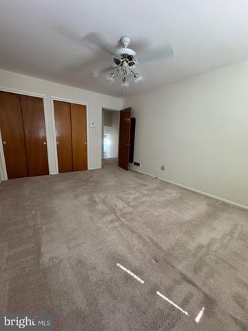 521 BAYLOR RD, Glen Burnie, MD 21061