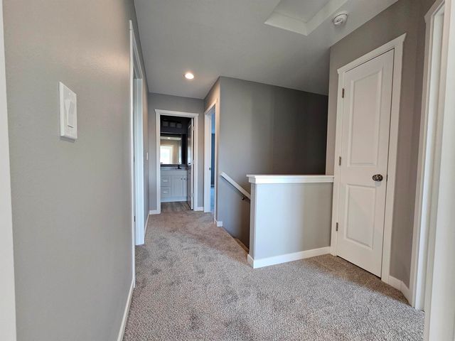 4124 Omaha Avenue, Waterloo, IA 50702
