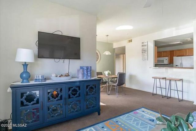 2550 E River Rd Unit 13102, Tucson, AZ 85718
