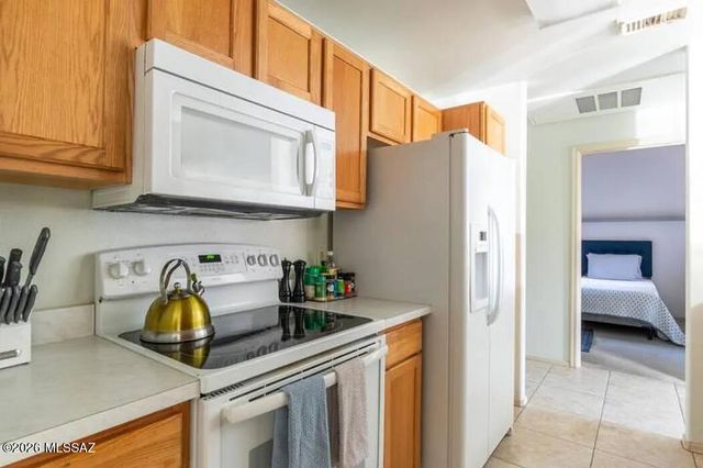 2550 E River Rd Unit 13102, Tucson, AZ 85718