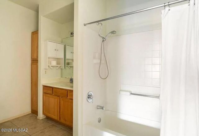 2550 E River Rd Unit 13102, Tucson, AZ 85718