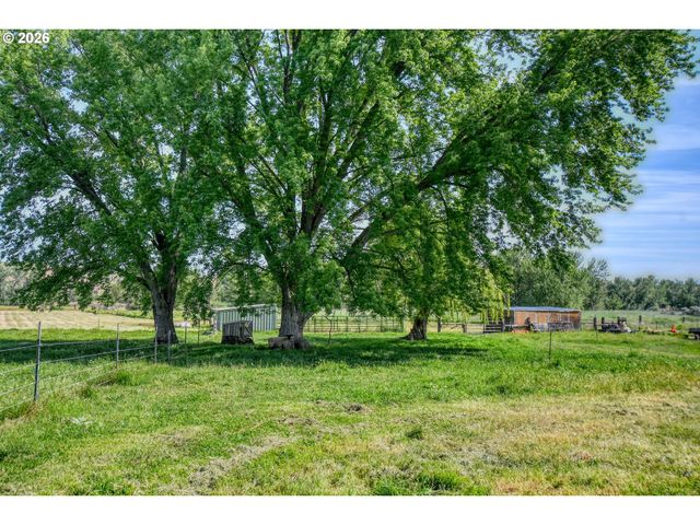 73561 WILLIAMS Ln, Pendleton, OR 97801