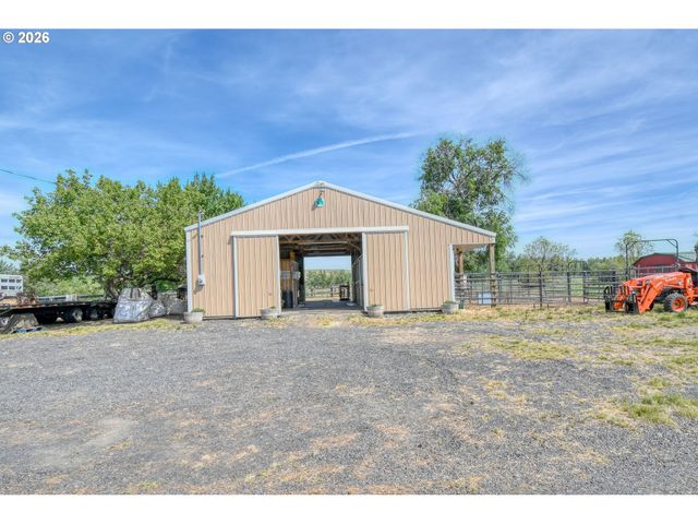 73561 WILLIAMS Ln, Pendleton, OR 97801