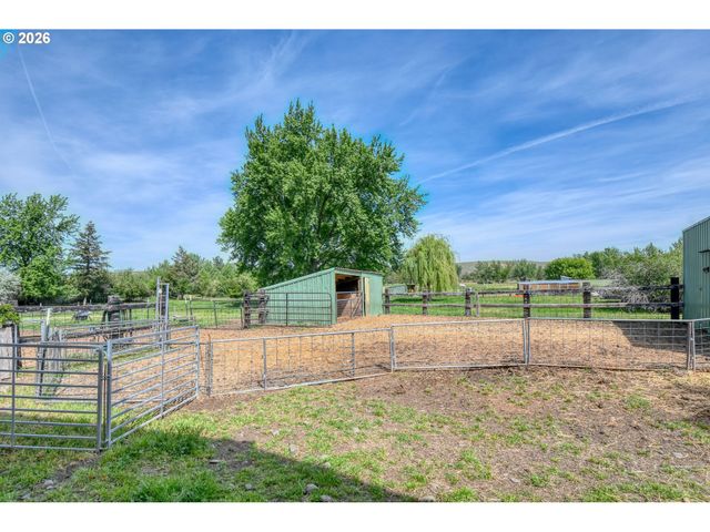 73561 WILLIAMS Ln, Pendleton, OR 97801