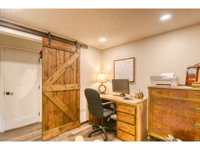 73561 WILLIAMS Ln, Pendleton, OR 97801