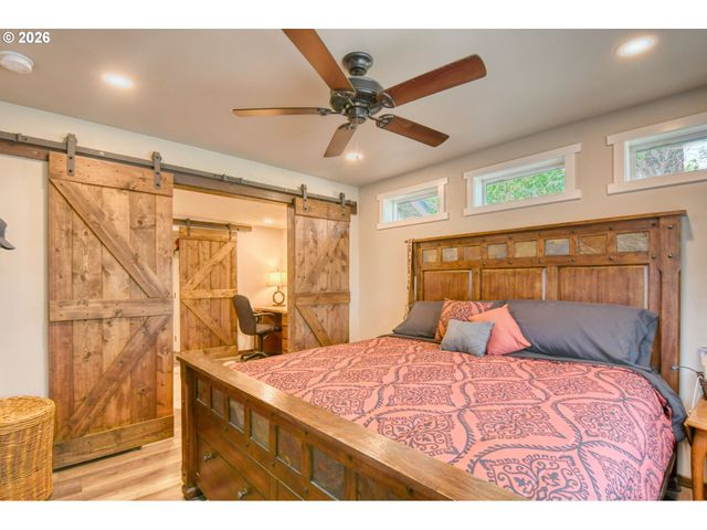 73561 WILLIAMS Ln, Pendleton, OR 97801