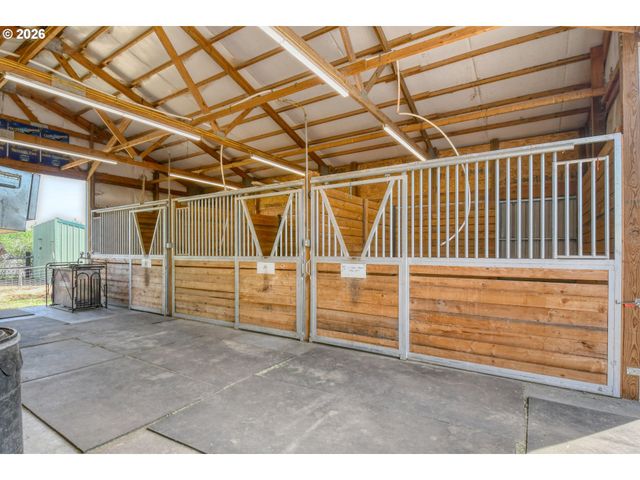 73561 WILLIAMS Ln, Pendleton, OR 97801