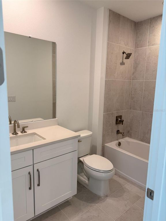 Image 18 of property listing at 9148 SINATRA LANE, Orlando, FL 32827