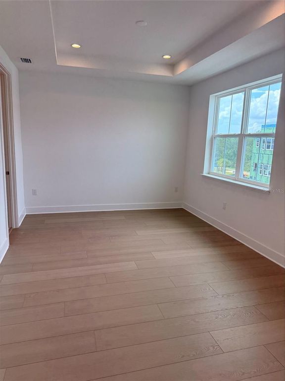 Image 10 of property listing at 9148 SINATRA LANE, Orlando, FL 32827