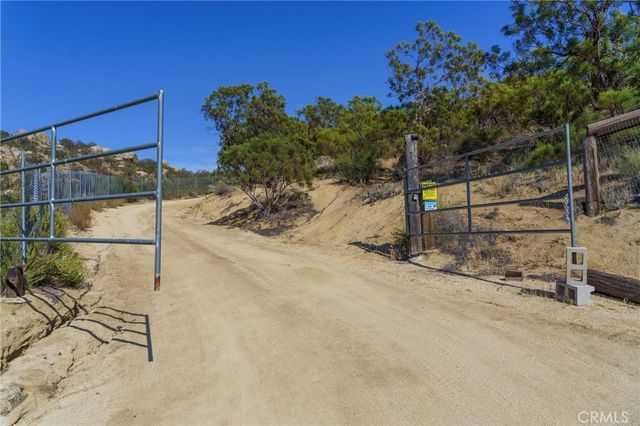 44700 Gold Creek Lane, Aguanga, CA 92536