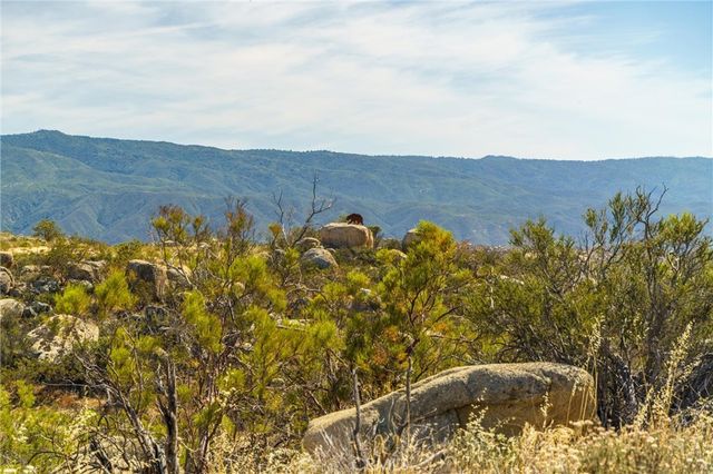 44700 Gold Creek Lane, Aguanga, CA 92536