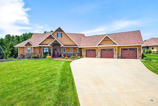 4115 N BIRCHBARK COURT, Appleton, WI 54913