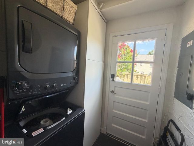 3815 INGALLS AVE, Alexandria, VA 22302