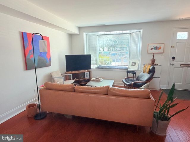 3815 INGALLS AVE, Alexandria, VA 22302