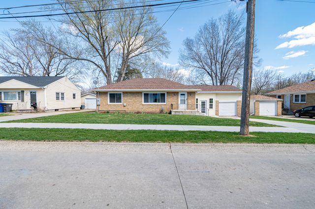 1417 62nd Street, Des Moines, IA 50311