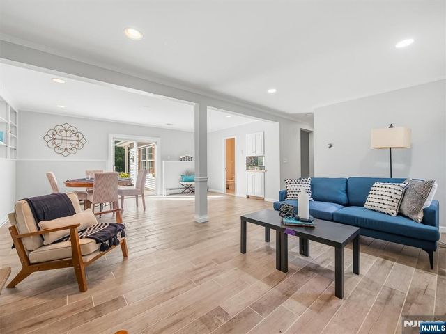 345 Shadyside Road, Ramsey, NJ 07446