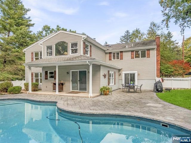 345 Shadyside Road, Ramsey, NJ 07446