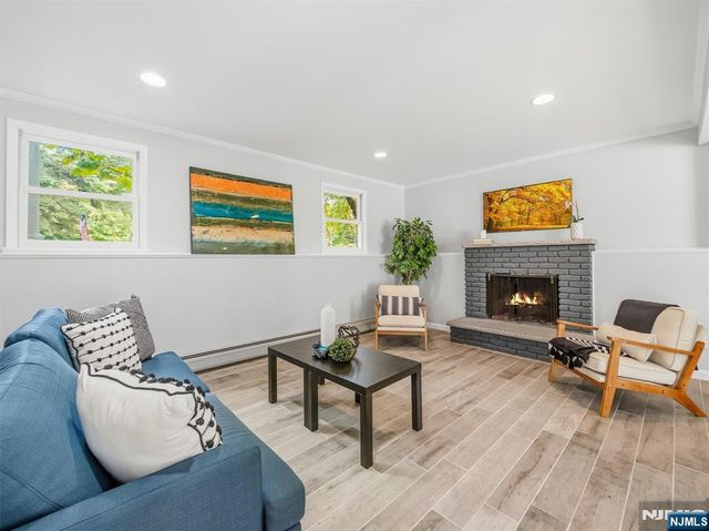 345 Shadyside Road, Ramsey, NJ 07446
