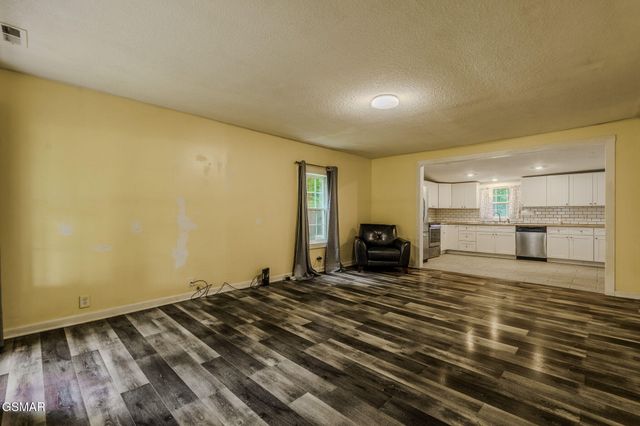5202 Murphy Road, Knoxville, TN 37918