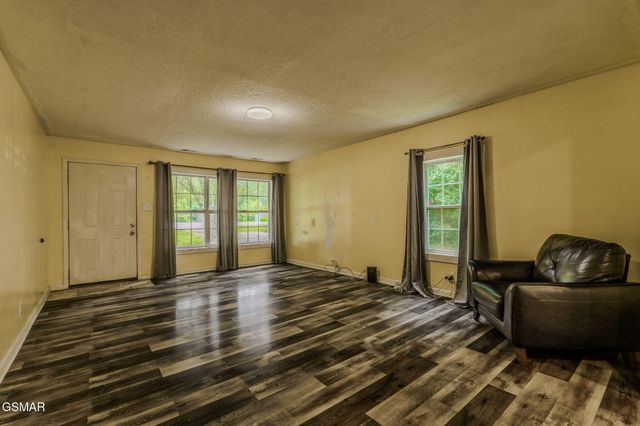 5202 Murphy Road, Knoxville, TN 37918