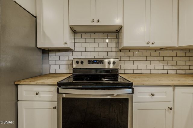 5202 Murphy Road, Knoxville, TN 37918