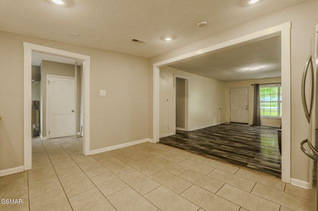 5202 Murphy Road, Knoxville, TN 37918