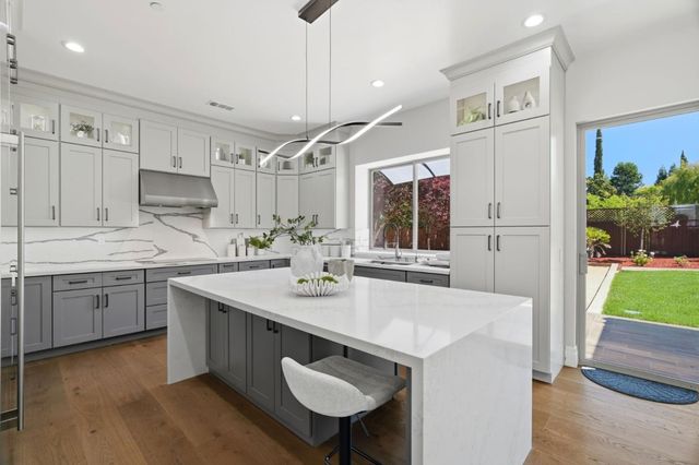 14302 Lora Drive, Los Gatos, CA 95032