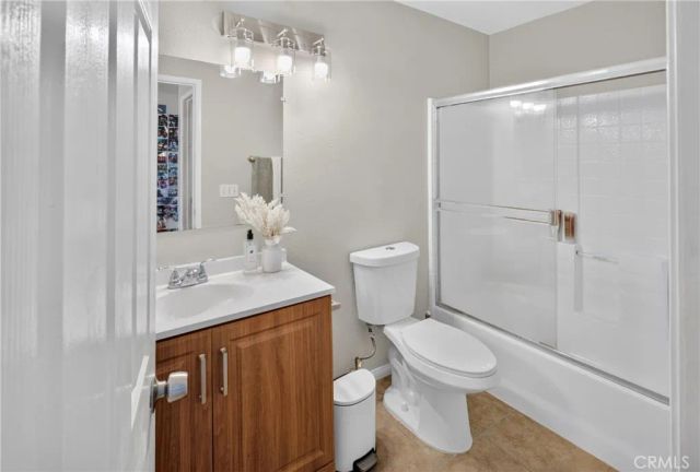 13036 Avenida Pescador, Riverside, CA 92503