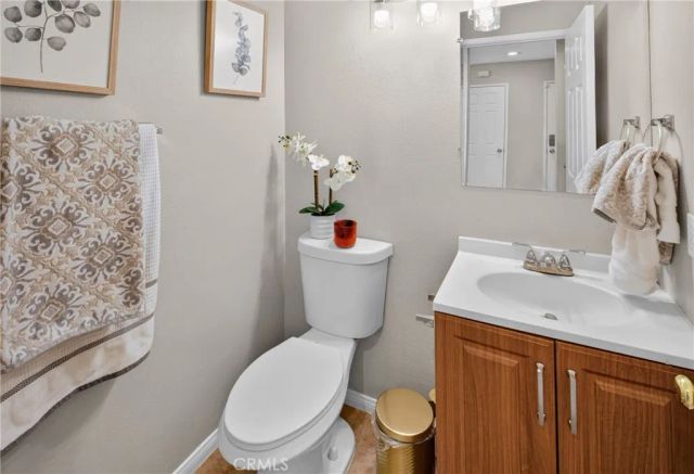 13036 Avenida Pescador, Riverside, CA 92503