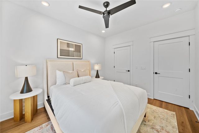 825 NW 14th Street, Bentonville, AR 72712