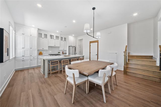 825 NW 14th Street, Bentonville, AR 72712