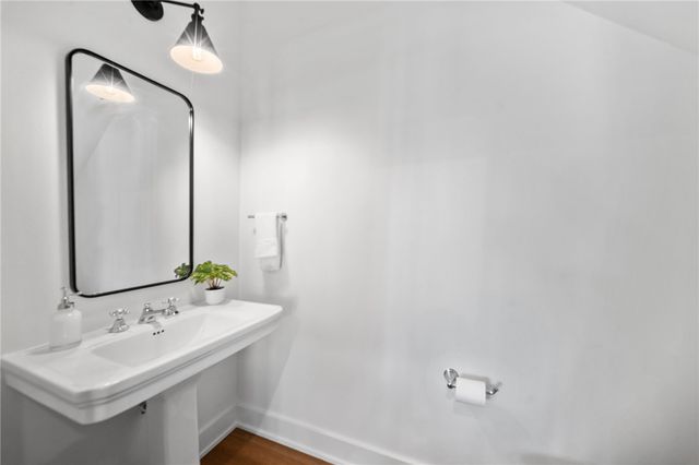 825 NW 14th Street, Bentonville, AR 72712