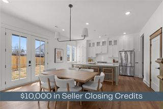 825 NW 14th Street, Bentonville, AR 72712